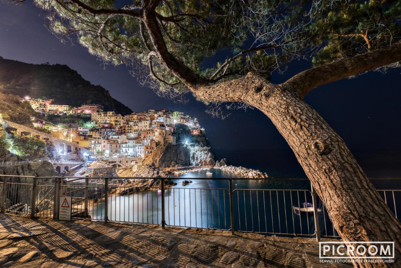 Апартаменты Dimoramare Manarola, Terre Marine Экстерьер фото